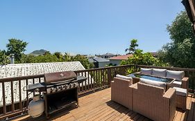Convenient Family Bach With Easy Access To Blake Park The Beach And Downtown